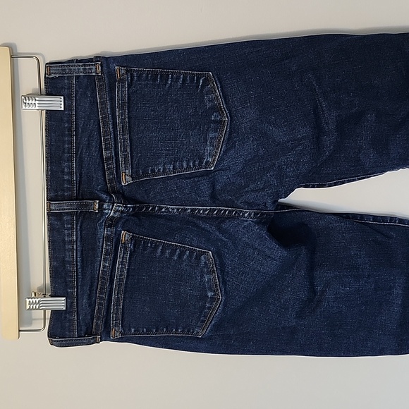 Excellent condition J. Crew 8" Toothpick size 27 medium wash denim - Picture 4 of 7